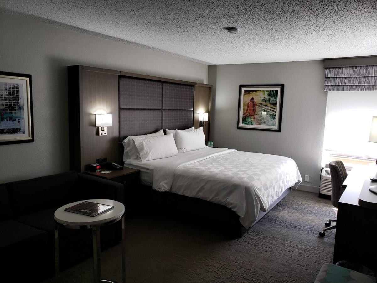 Holiday Inn Huntsville - Research Park By Ihg Εξωτερικό φωτογραφία